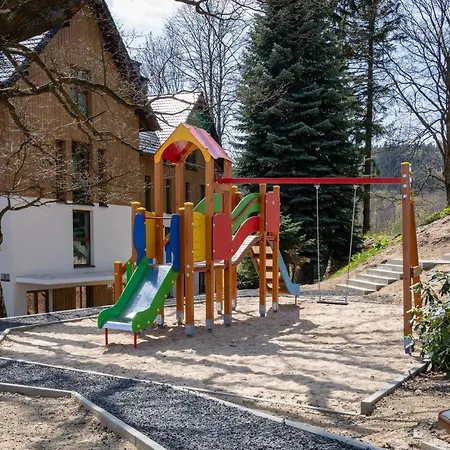 Park B18-z Dostepem Do Basenu, Sauny, Jacuzzi, Silowni Шклярска-Поремба