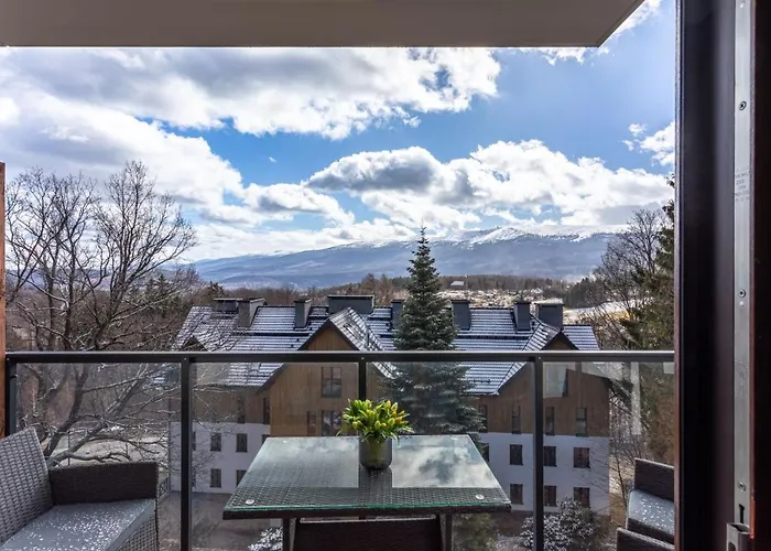 Park B18-z Dostepem Do Basenu, Sauny, Jacuzzi, Silowni 아파트 스클라르스카포렘바