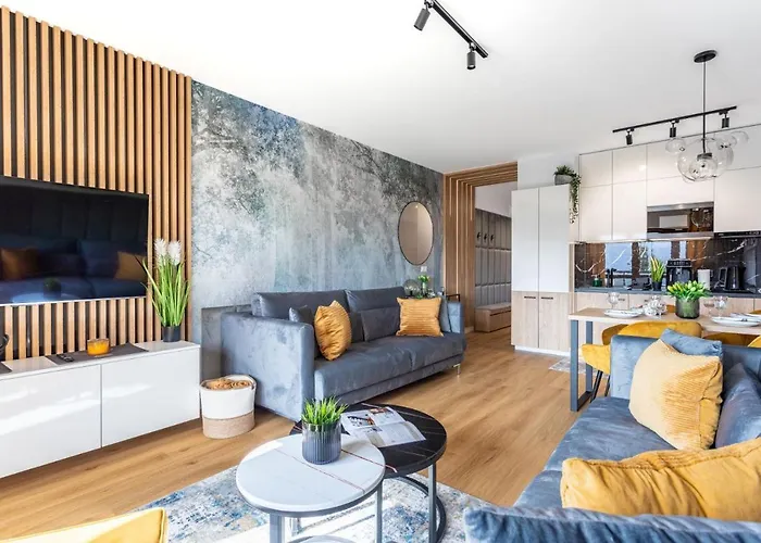 Park B18-z Dostepem Do Basenu, Sauny, Jacuzzi, Silowni 스클라르스카포렘바