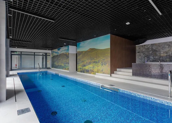 Park B18-z Dostepem Do Basenu, Sauny, Jacuzzi, Silowni *