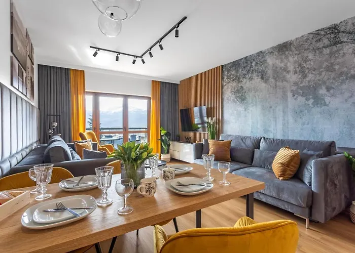 Park B18-z Dostepem Do Basenu, Sauny, Jacuzzi, Silowni